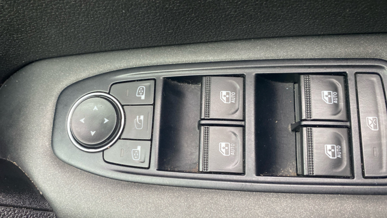 Renault Captur 1.0 TCE 100 Iconic 5dr Petrol Hatchback